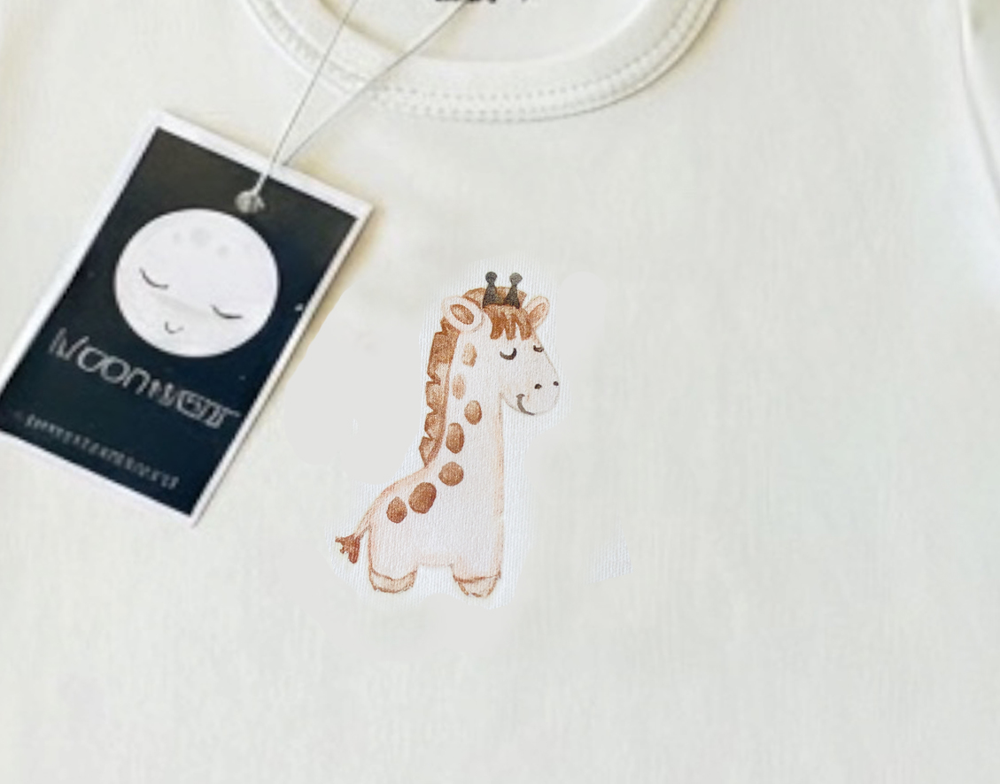 Camiseta Manga Corta Baby Giraffe Unisex - Imagen 2